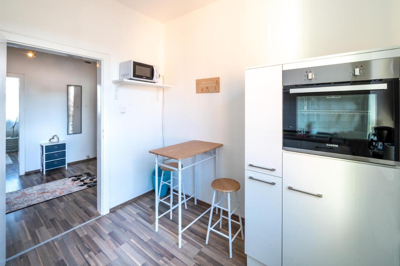 Apartment Im Herzen Hannovers 3min 95m² 3 Balkon Aufzug *